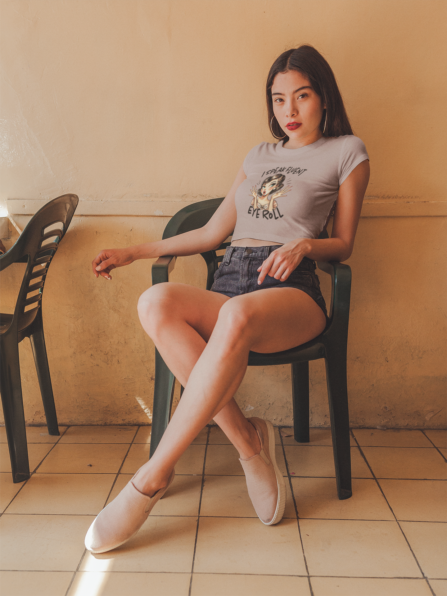 Fluent Eye Roll Crop Tee