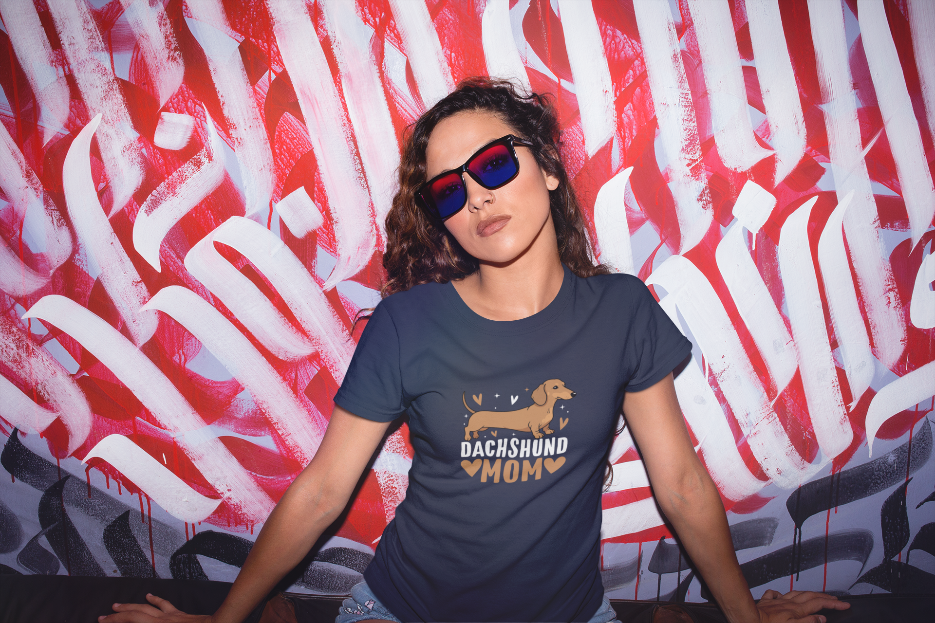 Dachshund Mama Tee